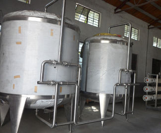 Van het de Behandelingsmateriaal van het voedsel de Industriële Zuivere Water Tanks van het het Roestvrije staalwater voor Drankinstallatie